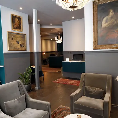 Queen'S Hotel By First Hotels-3
